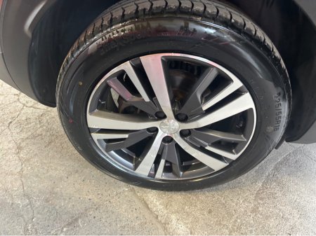 2023 Peugeot 3008 - thumbnail 16