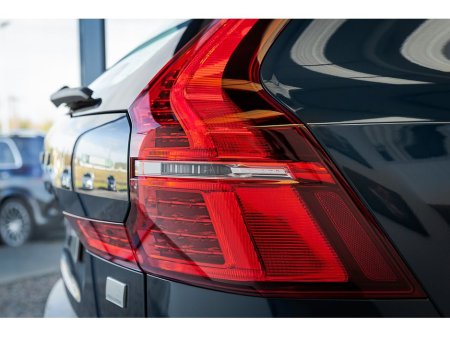 2023 Volvo XC60 - thumbnail 14