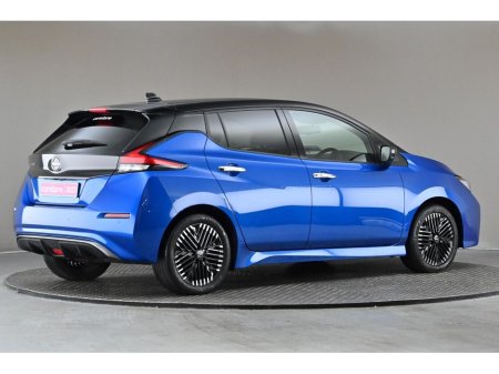 2022 Nissan Leaf - thumbnail 10