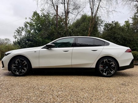 2024 BMW i5 M60 XDRIVE €76,950 thumbnail