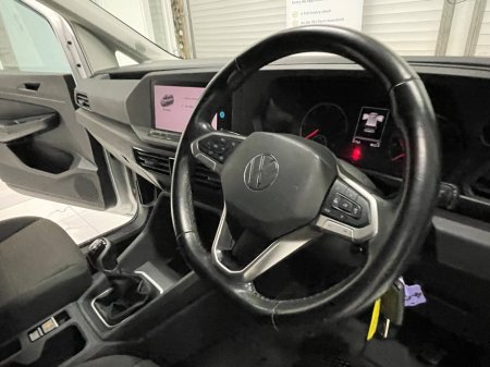 2023 Volkswagen Caddy CADDY DARK LABEL TDI 122HP A7F €19,995 thumbnail