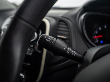 2019 Renault Captur 2019 Captur 1.5dci/New NCT/Irish/1yr warranty €13,888 thumbnail