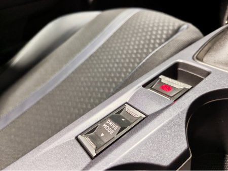 2020 Peugeot 2008 GT LINE 1.5 BLUE HDI 100 6 6.2 4DR €18,995 thumbnail