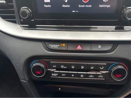 2023 Kia XCeed PE PHEV 5DR AUTO Hybrid Finance available own this car from €94 per week €21,999 thumbnail