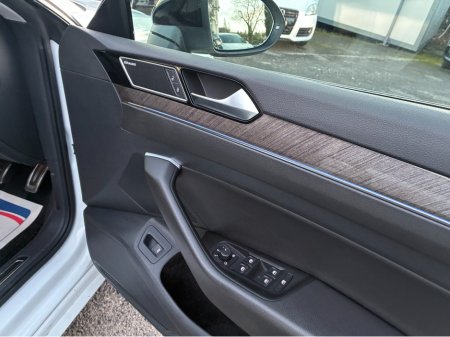 2019 Volkswagen Arteon ( 192 ) 2.0 TSI PANORAMIC SUNROOF 4 MOTION 280BHP VIRTUAL DASH FULL LEATHER HEATED ELECTRIC SEATS SAT NAV CARPLAY ANDROID AUTO BLIND SPORT PARKING SENSORS SELF PARKING ASSIST 360 CAMERA DYNAUDIO SOUND €30,950 thumbnail