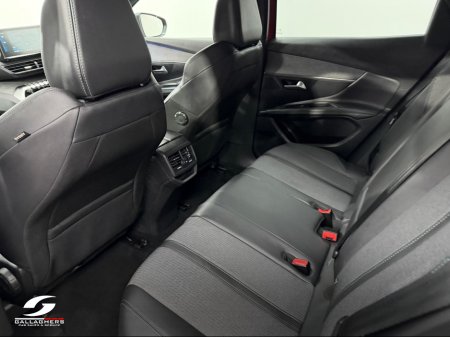 2023 Peugeot 3008 (232) FL ALLURE 1.5 BLUEHDI 130PS AUTOMATIC €29,950 thumbnail