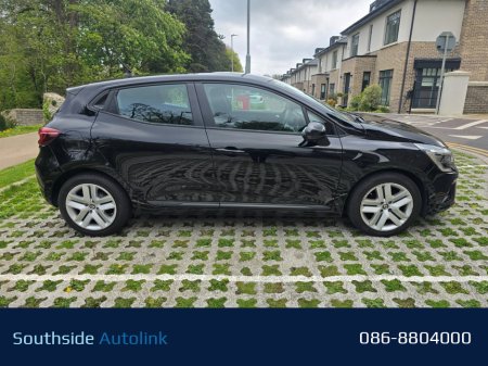 2022 Renault Clio - photo 2