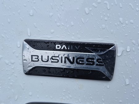 2021 Iveco Daily T35-140  Tipper with 3 seats in front and flashing beacon lights, only 39,000 miles. thumbnail