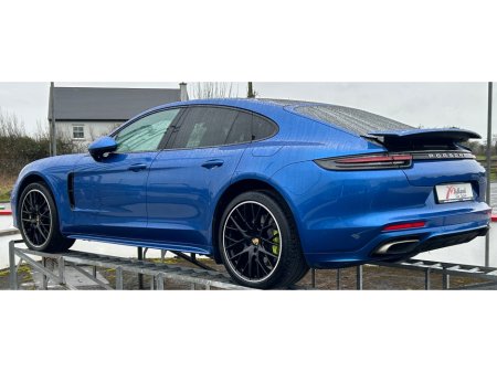 2018 Porsche Panamera - thumbnail 4
