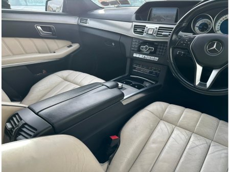 2014 Mercedes-Benz E Class E220 CDI SE 170 BHP AUTO NAV LEATHER €11,995 thumbnail