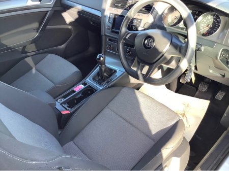 2013 Volkswagen Golf 1.6 TDI S BLUEMOTION 105PS 3DR €7,950 thumbnail