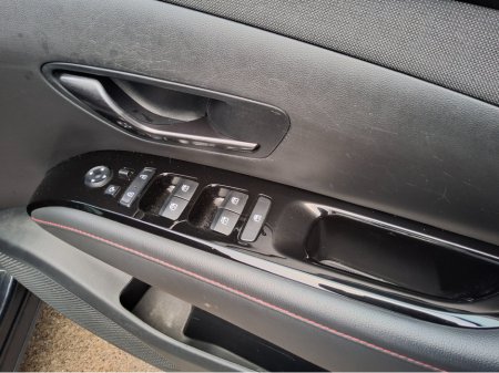 2024 Hyundai Tucson PHEV N-LINE €42,950 thumbnail