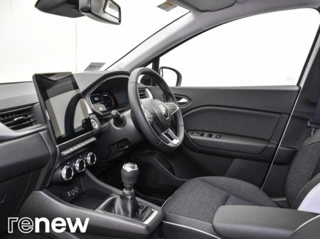 2023 Renault Captur TCe 90 Techno €23,990 thumbnail