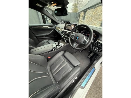 2020 BMW 5 Series - thumbnail 9