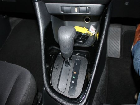 2020 Toyota Yaris 6aa-mxph10 €15,999 thumbnail