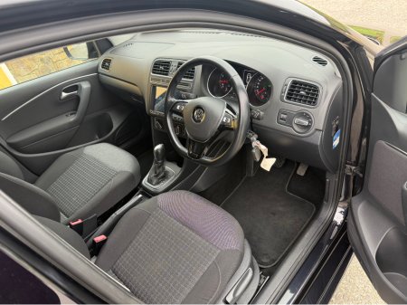 2016 Volkswagen Polo 1.2TSI Automatic Comfortline DBA-6RCJZ €12,000 thumbnail