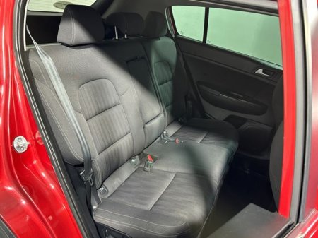 2016 Kia Sportage LX 1.7 Crdi €13,900 thumbnail