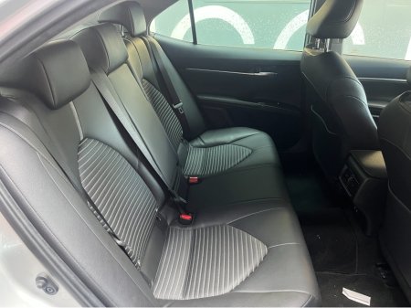 2020 Toyota Camry €26950! 2020 TOYOTA CAMRY 2.5L HYBRID / 79K KMS / REVERSE CAMERA, ADAPTIVE CRUISE CONTROL & MORE €26,950 thumbnail