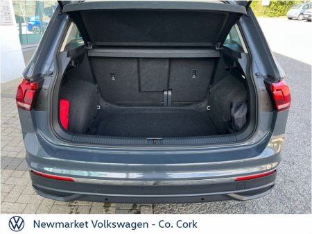 2024 Volkswagen Tiguan - thumbnail 10