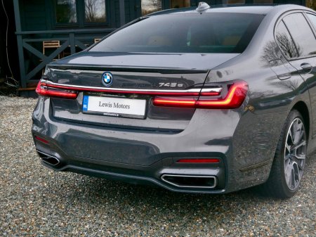 2022 BMW 7 Series  €62,950 thumbnail