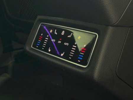 2022 Audi e-tron 55 VORSPRUNG QUATTRO €49,990 thumbnail