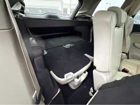 2020 Volvo XC90 MOMENTUM PRO D5 AWD AUTO *PANORAMIC SUNROOF* €35,900 thumbnail