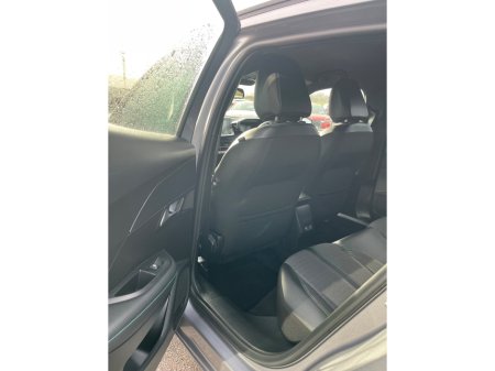 2023 Peugeot 2008 - thumbnail 9