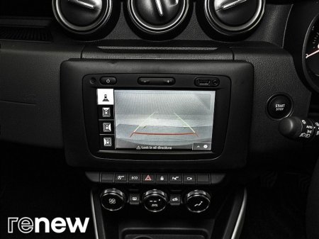 2021 Dacia Duster Prestige Blue dCi 115 6 Dfull €19,900 thumbnail