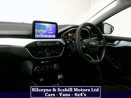 2021 Ford Focus ZETEC TDCI thumbnail