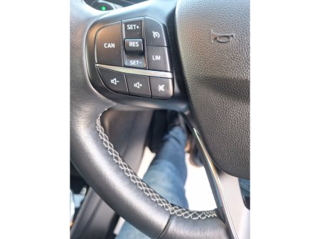 2020 Ford Fiesta TITANIUM 5DR 1.0T 95PS 4 4DR €15,995 thumbnail