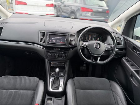 2019 Volkswagen Sharan - thumbnail 40