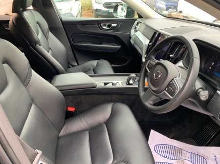 2021 Volvo XC60 - thumbnail 18