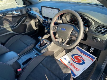 2024 Ford Focus - thumbnail 6