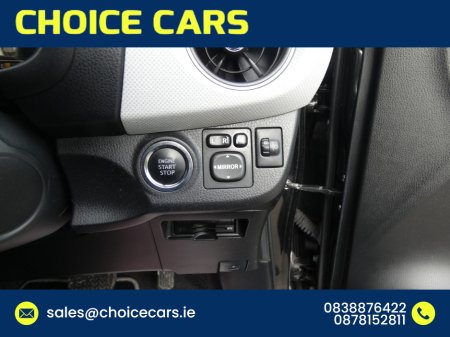 2016 Toyota Yaris - thumbnail 7