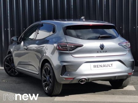 2026 Renault Clio Esprit Alpine TCE 90 €30,945