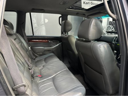 2004 Toyota Landcruiser - thumbnail 19