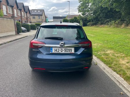 2014 Opel Insignia 2.0CDTI 163PS S/S Country Tourer €3,990 thumbnail