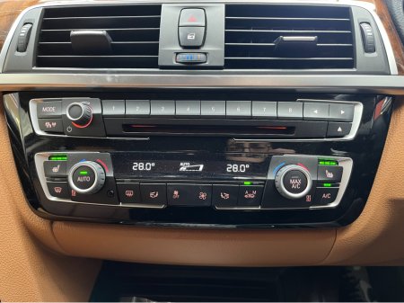 2018 BMW 3 Series - thumbnail 21