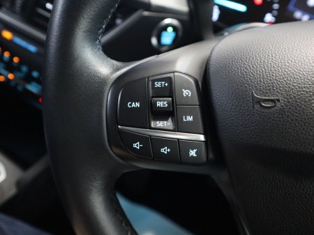 2020 Ford Focus *72* TITANIUM TDCI €17,900 thumbnail