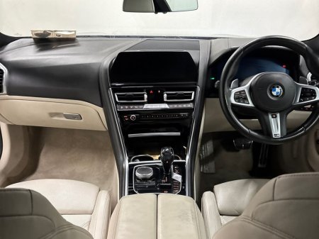 2019 BMW 8 Series - thumbnail 4