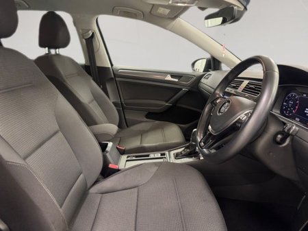 2018 Volkswagen Golf - thumbnail 11