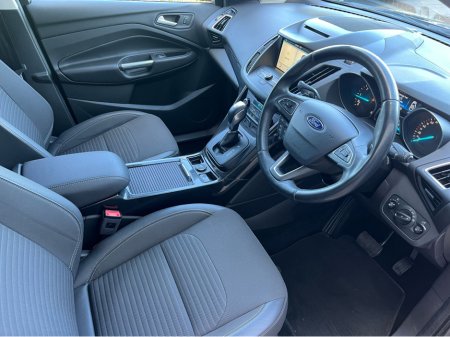 2018 Ford Kuga - thumbnail 8