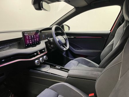 2025 Skoda Superb Sportline DSG 2.0TDI 150BHP - Reversing Camera - Ambient Lighting - Climate Control - Electric Heated Memory Seats - Keyless Start - Apple CarPlay/Android Auto €53,950 thumbnail