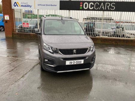 2019 Peugeot Rifter Horizon RE 3 seats + wheelchair €17,950