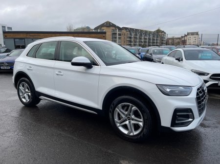 2023 Audi Q5 2.0 TDI 40 Sport SUV 5dr Diesel S Tronic quattro Euro 6 (s/s) (204 ps)