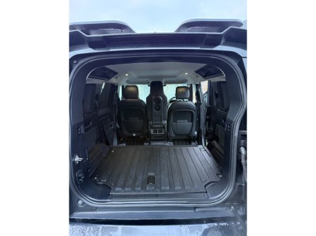 2021 Land Rover Defender  €63,995 thumbnail