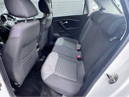 2015 Volkswagen Polo - thumbnail 10