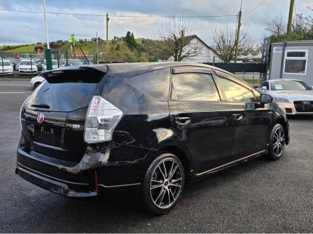 2013 Toyota Prius Alpha (7 Seater) - SELF CHARGING HYBRID -ALLOYS - REVERSE CAMERA -SIMI DEALER - LOW ROAD TAX BAND €13,450 thumbnail