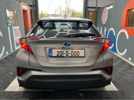 2020 Toyota C-HR - thumbnail 3