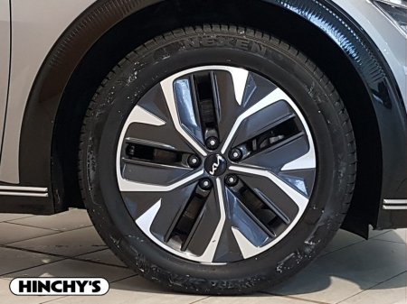 2022 Kia EV6 - thumbnail 8